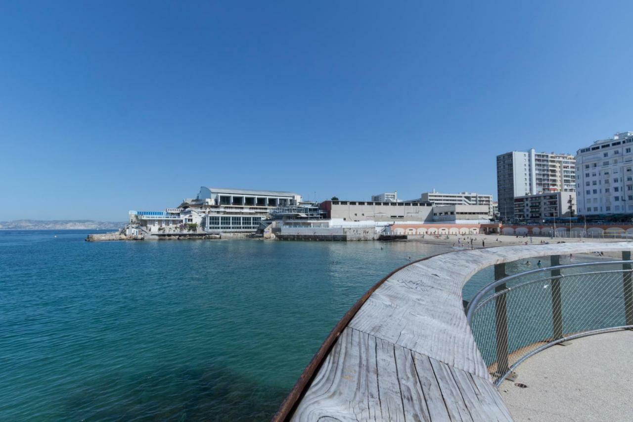 Stud Terras Ville Corniche 2 Pers Stat Gratuit Rue Modif Suivt Possib Et Accord Exclusif Marseille Exteriör bild