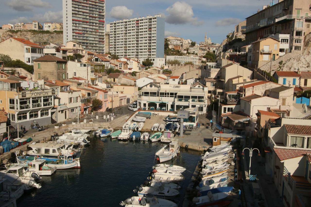 Stud Terras Ville Corniche 2 Pers Stat Gratuit Rue Modif Suivt Possib Et Accord Exclusif Marseille Exteriör bild
